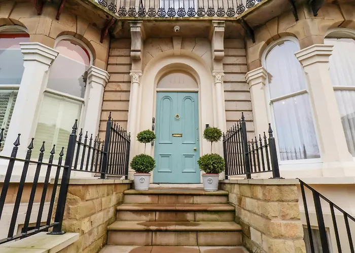 Derwent House - Everley * Scarborough