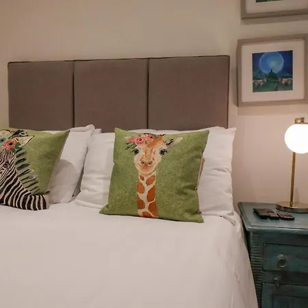 Derwent House - Everley Hotel