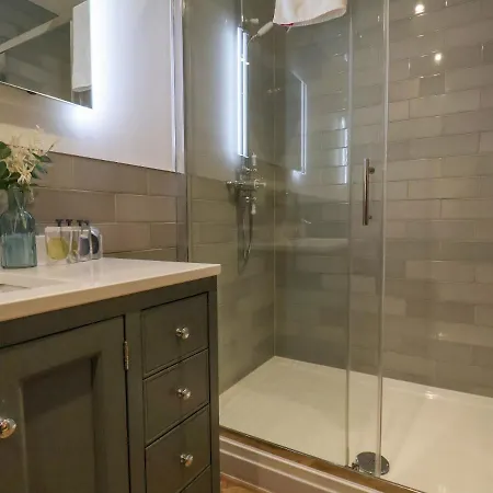 Hotel Derwent House - Everley