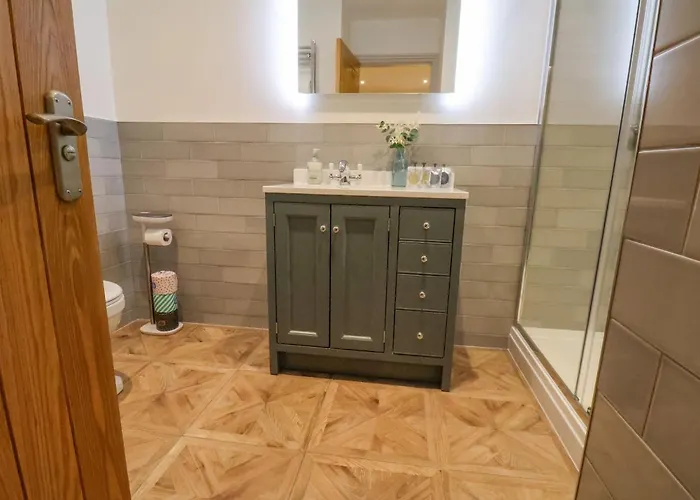 Derwent House - Everley * Scarborough