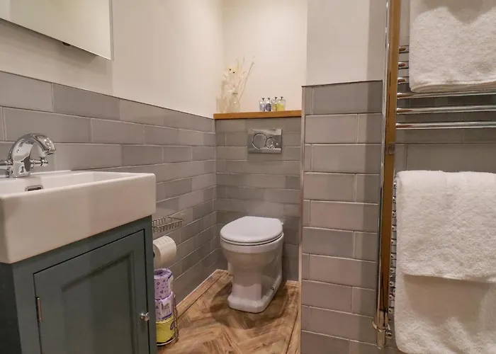 Derwent House - Everley *