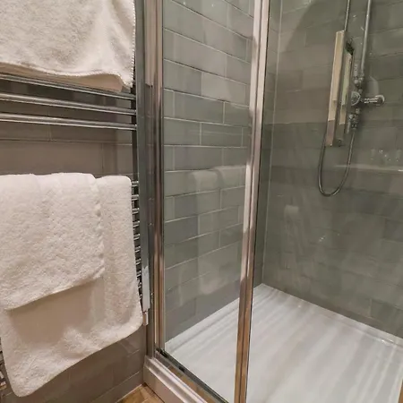 Derwent House - Everley ホテル